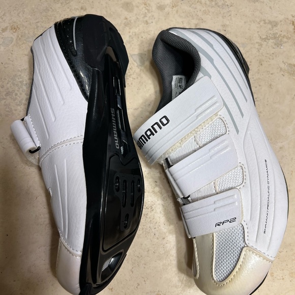 New women’s shimano cycling/ racing/ spinning shoes 🚵♀️ - Picture 2 of 8
